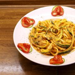 Mangó - cukkini - paprika - tészta