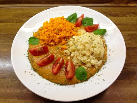 Kétfajta "rizs" narancs - kivi - paprika mártással