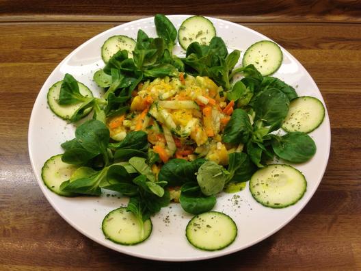Mango - zöldség - saláta