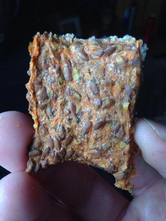 Len - sárgarépa keksz, pizzás fűszerrel és egy cicipici chilivel.